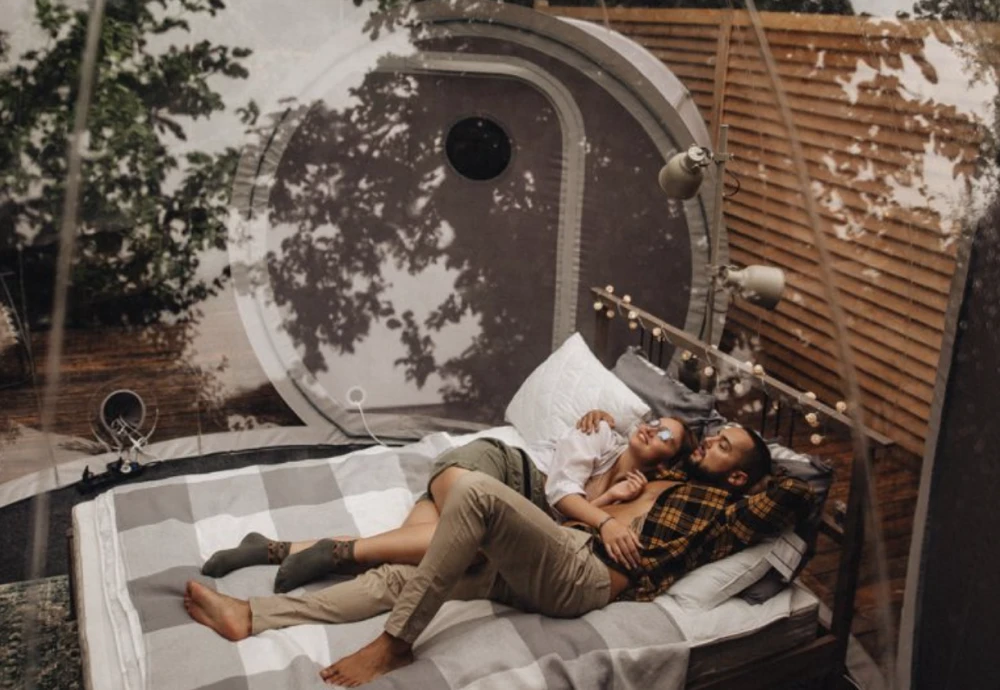 bubble clear tent